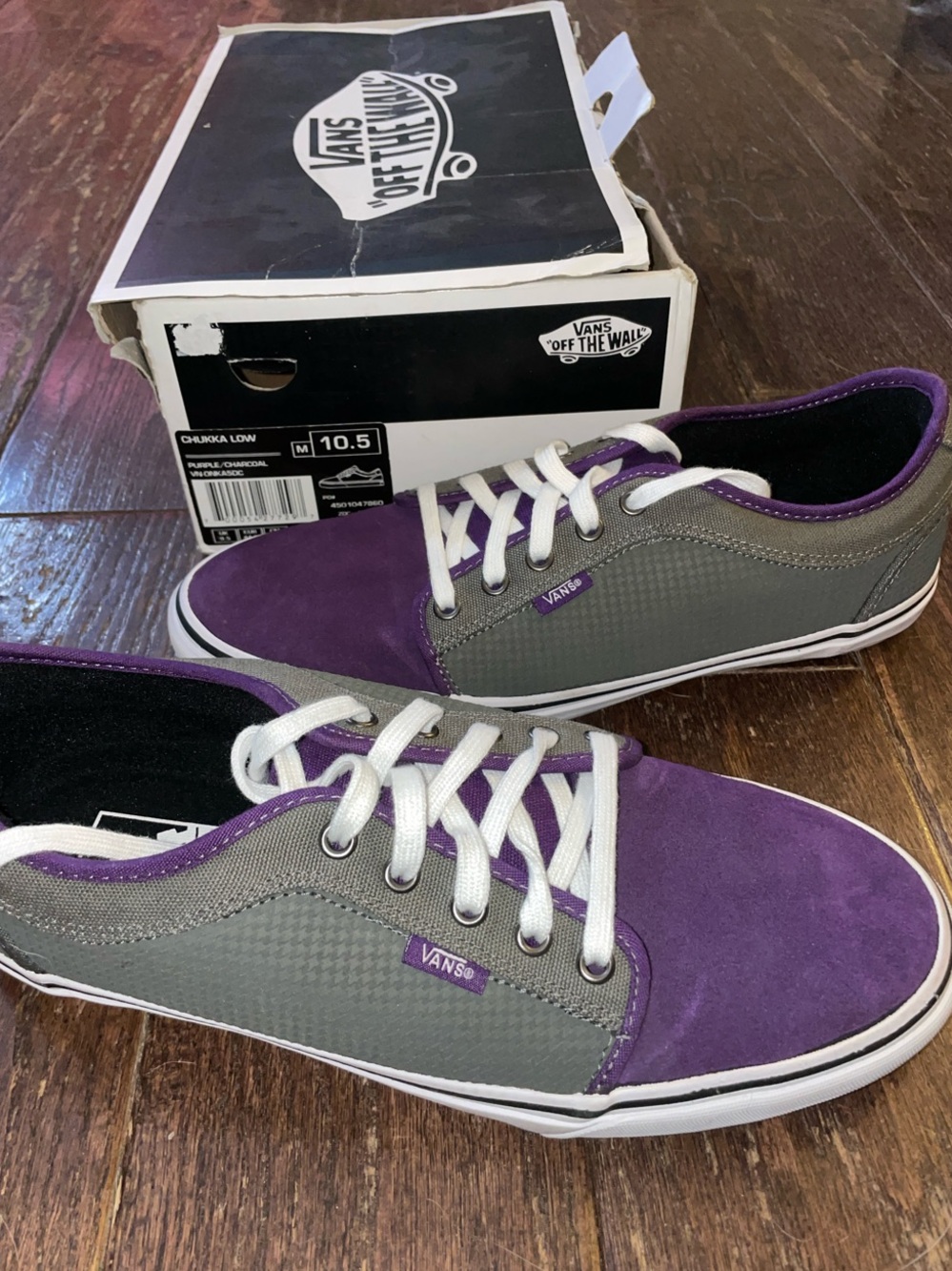 Vans Men’s Purple & Gray Chukka Low Soes